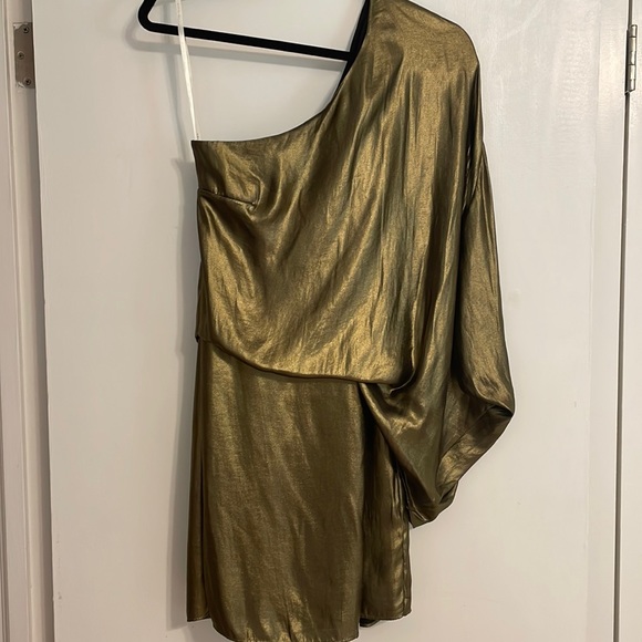 Halston Heritage | Dresses | Halston Gold Evening Dress | Poshmark